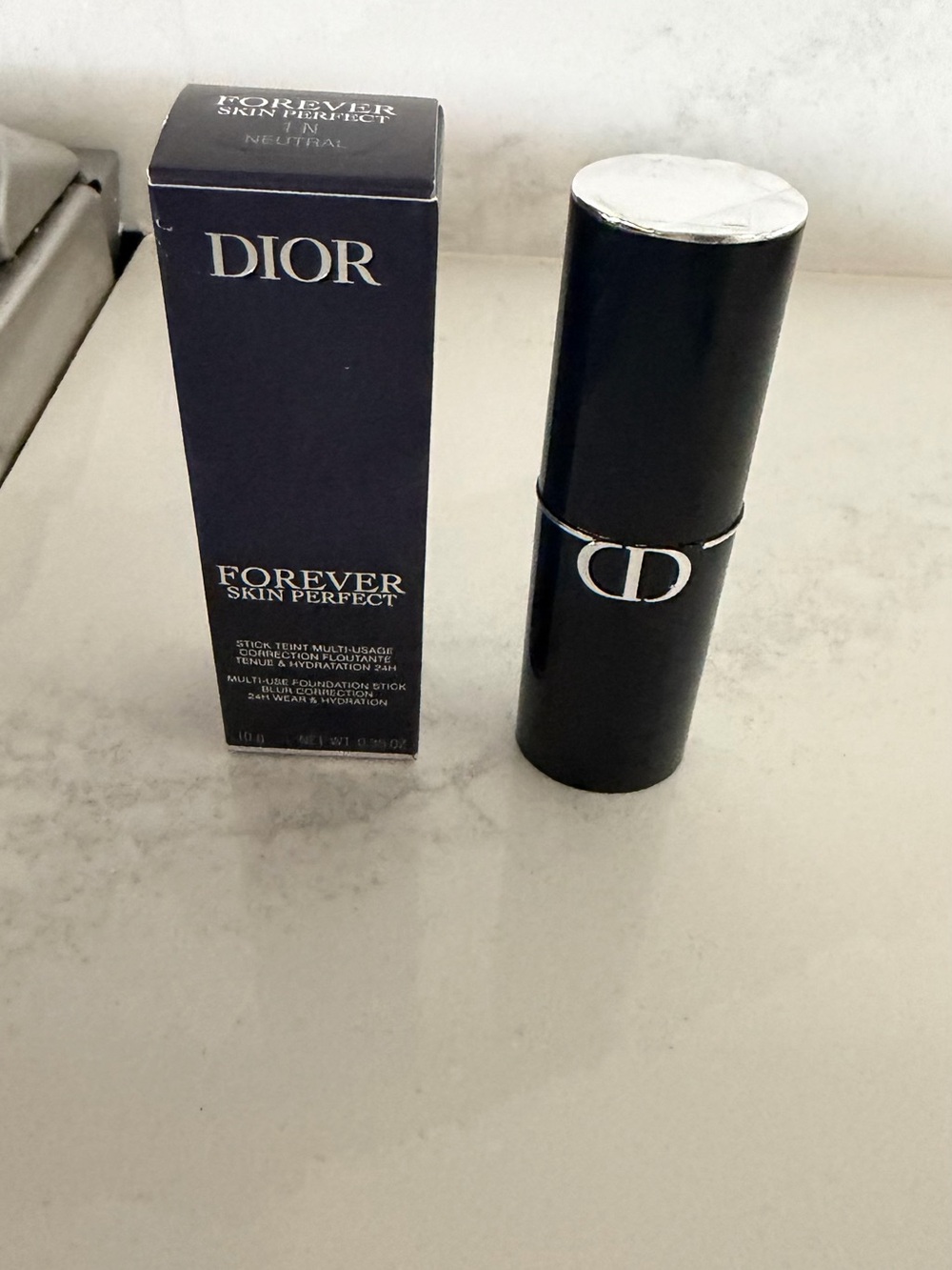 Dior Forever Skin Perfect 24H Multi-Use
Foundation Stick 1N